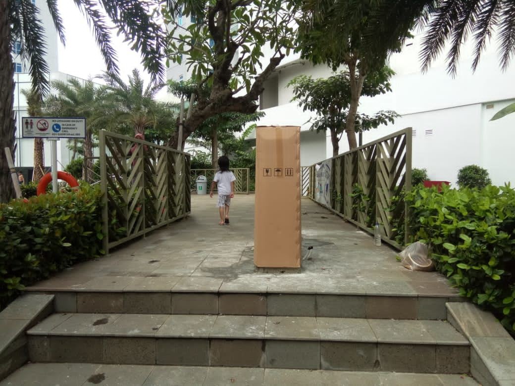 ประตูหมุนขาตั้งกล้อง GS สำหรับสวนโมเดิร์นอินโดนีเซีย